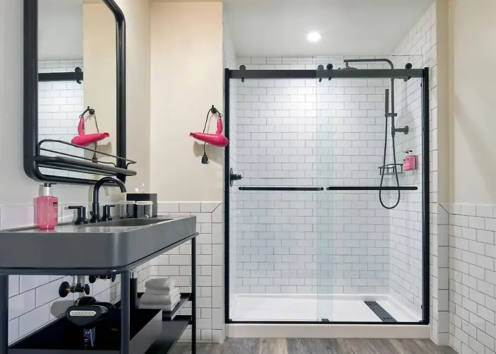 Hotel Moxy Short North