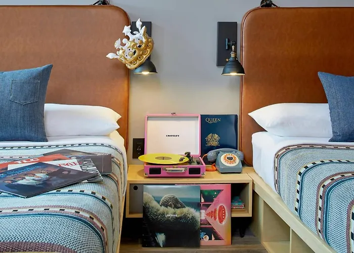 Moxy Short North Hotel 3*