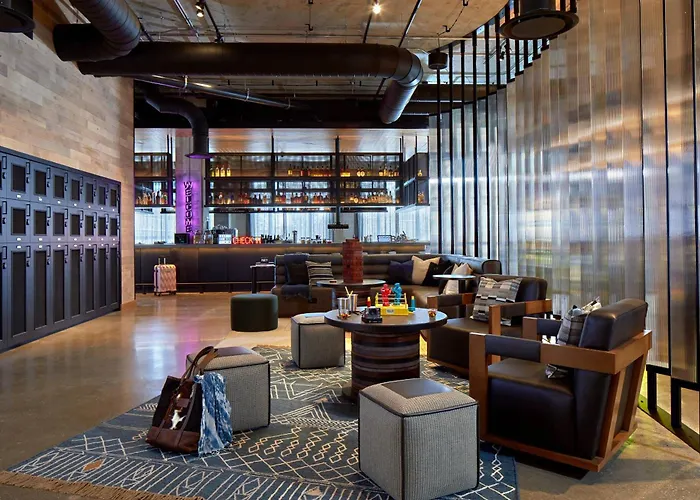 Moxy Short North Hotel 3*