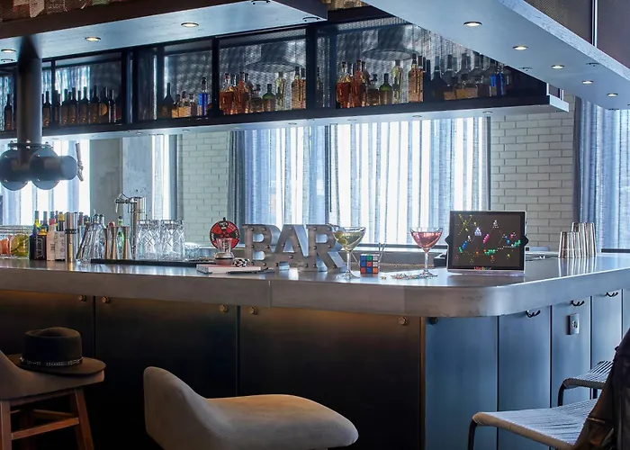 Moxy Short North 3* Columbus
