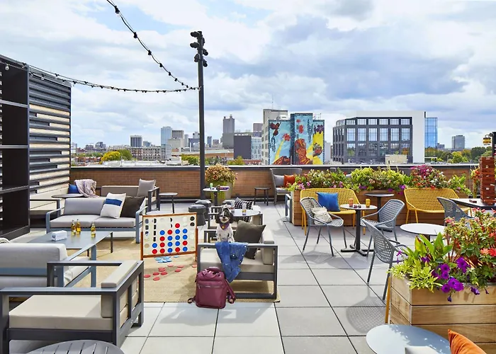 Moxy Short North Hotel Columbus