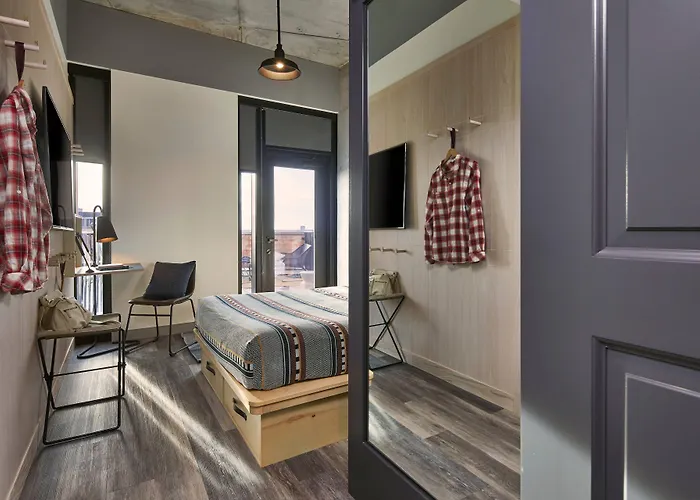 Moxy Short North Hotel Columbus