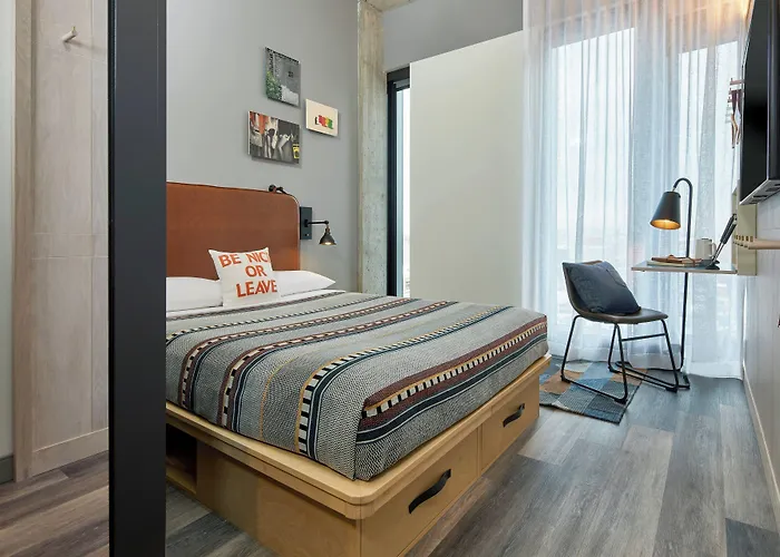 Moxy Short North Hotel Columbus